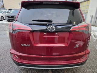 2018 Toyota RAV4 SE AWD in Mont-Laurier, Quebec - 6 - w320h240px