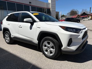 2021 Toyota RAV4 Hybride LE (AWD) in Mont-Laurier, Quebec - 3 - w320h240px