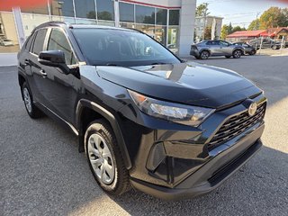 2021 Toyota RAV4 LE (AWD) in Mont-Laurier, Quebec - 3 - w320h240px