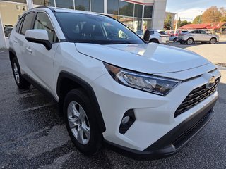 2021 Toyota RAV4 XLE AWD in Mont-Laurier, Quebec - 3 - w320h240px
