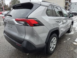 Toyota RAV4 LE AWD 2021 à Mont-Laurier, Québec - 5 - w320h240px