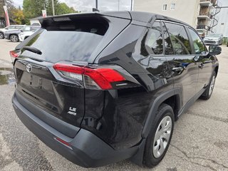 2022 Toyota RAV4 LE AWD in Mont-Laurier, Quebec - 5 - w320h240px