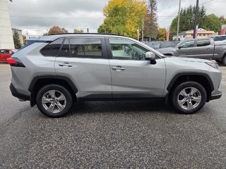 2023 Toyota RAV4 LE (AWD) in Mont-Laurier, Quebec - 4 - w320h240px