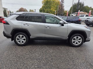 2024 Toyota RAV4 LE (AWD) in Mont-Laurier, Quebec - 4 - w320h240px