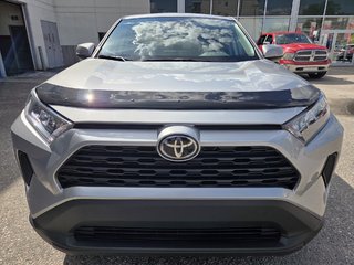 Toyota RAV4 LE (AWD) 2024 à Mont-Laurier, Québec - 2 - w320h240px