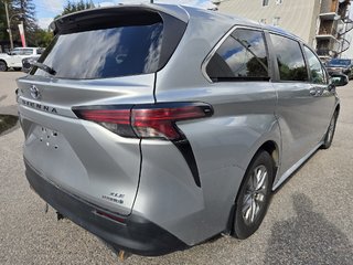 2021 Toyota Sienna XLE AWD in Mont-Laurier, Quebec - 5 - w320h240px