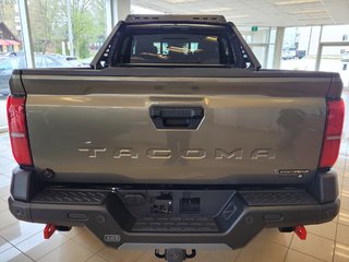 2025 Toyota Tacoma HYBRIDE in Mont-Laurier, Quebec - 5 - w320h240px