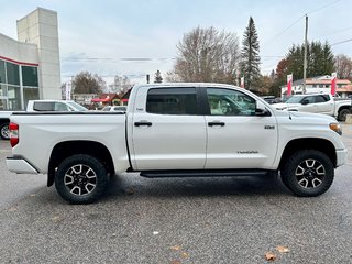 2015 Toyota Tundra CrewMax SR5 TRD Off-Road 4x4 in Mont-Laurier, Quebec - 5 - w320h240px