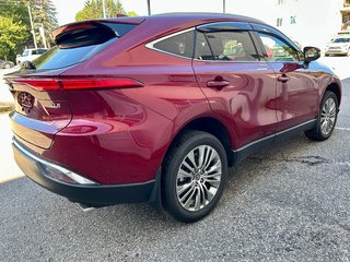 2023 Toyota Venza Hybride XLE (AWD) in Mont-Laurier, Quebec - 4 - w320h240px