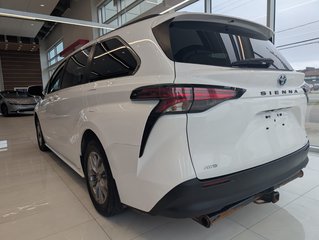 Toyota Sienna LE AWD 8 PLACES 2022 à Matane, Québec - 6 - w320h240px