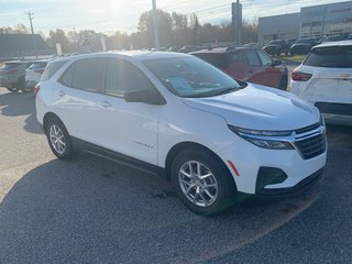 2022 Chevrolet EQUINOX LS FWD in Sturgeon Falls, Ontario - 5 - w320h240px