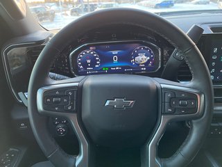 2024 Chevrolet Silverado 2500 4WD Crew CAB in Sturgeon Falls, Ontario - 6 - w320h240px