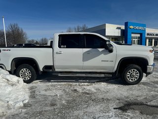 Chevrolet Silverado 2500 4WD LT CRE  2022 à Sturgeon Falls, Ontario - 4 - w320h240px