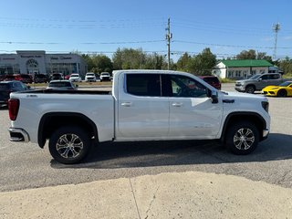 2026 GMC SIERRA 1500 SLE CREW CAB 4WD in Sturgeon Falls, Ontario - 6 - w320h240px