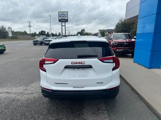 GMC Terrain SLE AWD  2024 à Sturgeon Falls, Ontario - 4 - w320h240px
