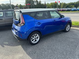 2023 Kia SoulEX in Sturgeon Falls, Ontario - 5 - w320h240px