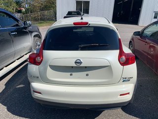 Nissan JukeS  2012 à Sturgeon Falls, Ontario - 4 - w320h240px