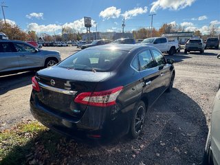 Nissan SentraFE+ S  2015 à Sturgeon Falls, Ontario - 3 - w320h240px
