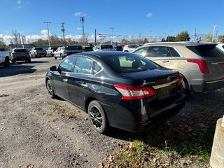 Nissan SentraFE+ S  2015 à Sturgeon Falls, Ontario - 2 - w320h240px