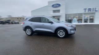 2022 Ford Escape SE in Alliston, Ontario - 2 - w320h240px