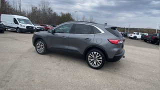 2022 Ford Escape Titanium Hybrid in Alliston, Ontario - 6 - w320h240px