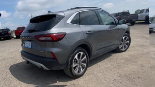 Ford Escape Platinum 2024 à Alliston, Ontario - 4 - w320h240px