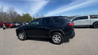 Toyota RAV4 LE 2022 à Alliston, Ontario - 6 - w320h240px