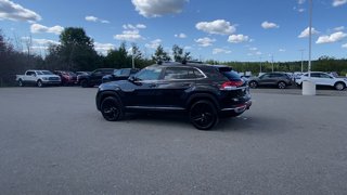 2022 Volkswagen Atlas Cross Sport Highline in Alliston, Ontario - 6 - w320h240px