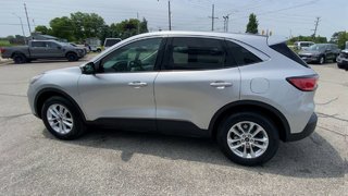 2020 Ford Escape SE in Alliston, Ontario - 6 - w320h240px