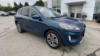Ford Escape SEL 2020 à Alliston, Ontario - 2 - w320h240px
