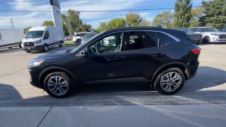 2021 Ford Escape SEL in Alliston, Ontario - 5 - w320h240px