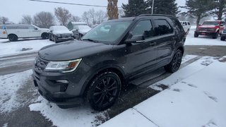 2018 Ford Explorer XLT in Alliston, Ontario - 4 - w320h240px