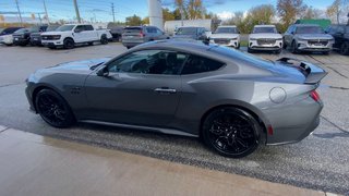 Ford Mustang  2024 à Alliston, Ontario - 6 - w320h240px