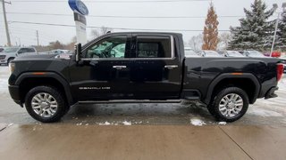 2023 GMC Sierra 2500HD Denali in Alliston, Ontario - 5 - w320h240px