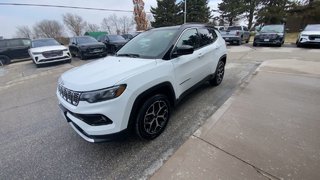 2025 Jeep Compass Limited in Alliston, Ontario - 4 - w320h240px