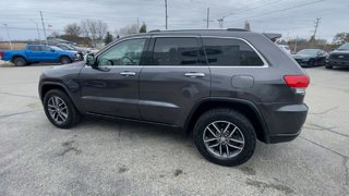 2017  Grand Cherokee Limited in Alliston, Ontario - 6 - w320h240px