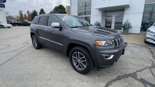 2017  Grand Cherokee Limited in Alliston, Ontario - 2 - w320h240px
