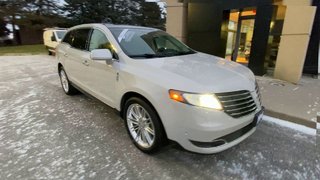 2019 Lincoln MKT Reserve in Alliston, Ontario - 2 - w320h240px