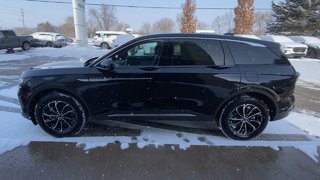 2025 Lincoln NAUTILUS PREMIERE in Alliston, Ontario - 5 - w320h240px