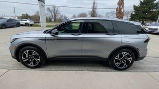 2025 Lincoln NAUTILUS PREMIERE in Alliston, Ontario - 5 - w320h240px