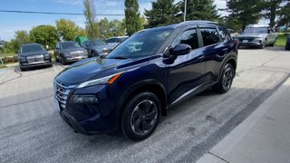 2024 Nissan Rogue SV Moonroof in Alliston, Ontario - 4 - w320h240px