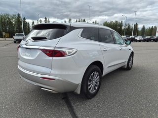 2022 Buick Enclave PREMIUM in Temiskaming Shores, Ontario - 2 - w320h240px