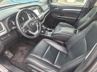 2019 Toyota HIGHLANDER XLE in Temiskaming Shores, Ontario - 5 - w320h240px