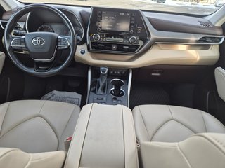 2020 Toyota HIGHLANDER XLE in Temiskaming Shores, Ontario - 6 - w320h240px