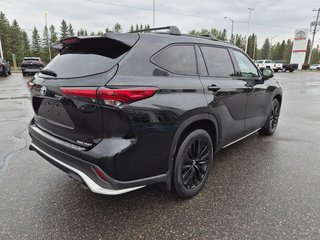2023 Toyota Highlander XSE AWD in Temiskaming Shores, Ontario - 3 - w320h240px