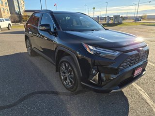 Toyota RAV4 HYBRID LIMITED 2023 à Temiskaming Shores, Ontario - 3 - w320h240px