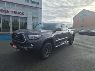 2020 Toyota TACOMA 4WD DBL AT in Temiskaming Shores, Ontario - 2 - w320h240px