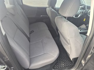 2020 Toyota TACOMA 4WD DBL AT in Temiskaming Shores, Ontario - 6 - w320h240px