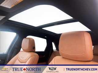 2022 Cadillac XT5 in North Bay, Ontario - 12 - w320h240px