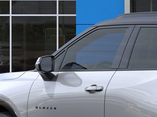 2026 Chevrolet Blazer in North Bay, Ontario - 12 - w320h240px